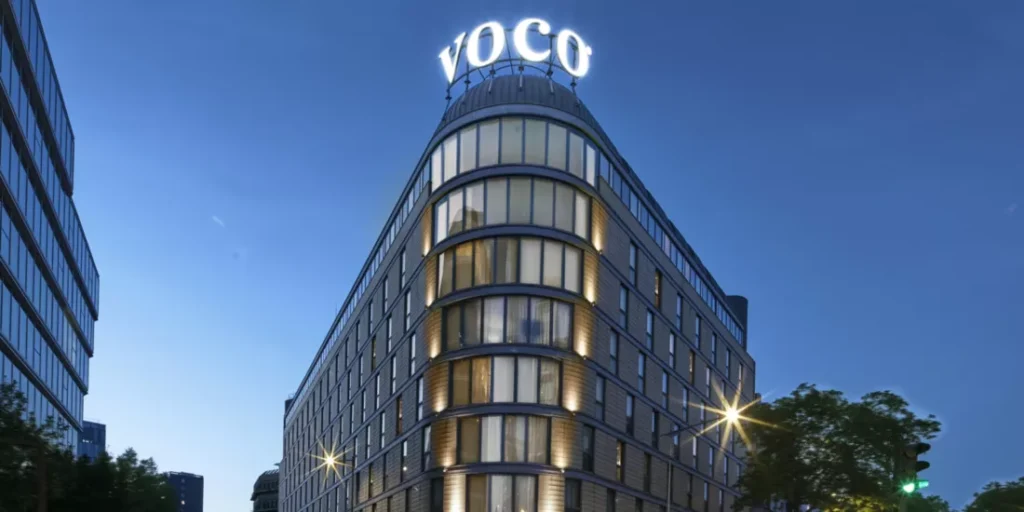 VOCO PARIS PORTE DE CLICHY